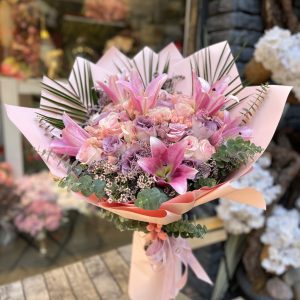 Pembe Lilyum Buketi